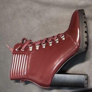 Burgundy bootie